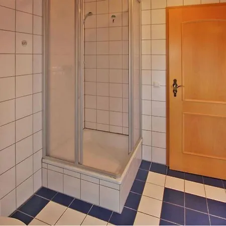 Wunderschoene Mit Seeblick Lägenhet *