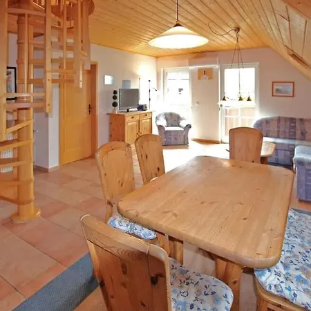 Wunderschoene Mit Seeblick Lägenhet *